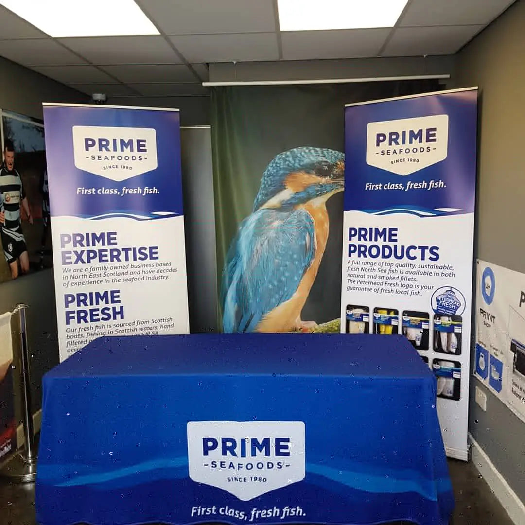 Printed Table Cloths – Custom Branded Exhibition & Event Table Covers UK Feather Flags